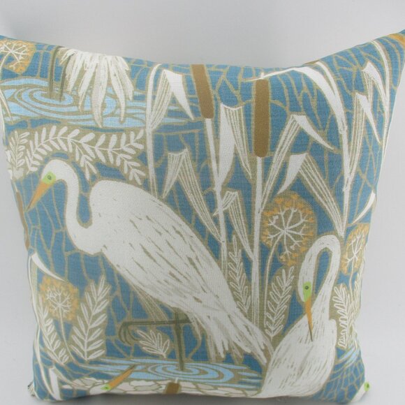 13.5" New England Style Blue and White Crane Pillow. - Picture 3 of 5